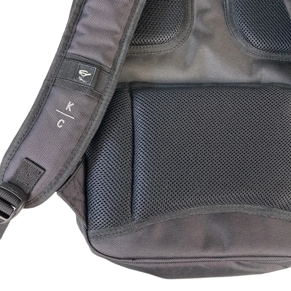 NEW Kenneth Cole RFID Business Travel Commuter Backpack